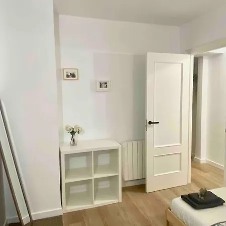 Apartament Puerta Del Camino 4 *